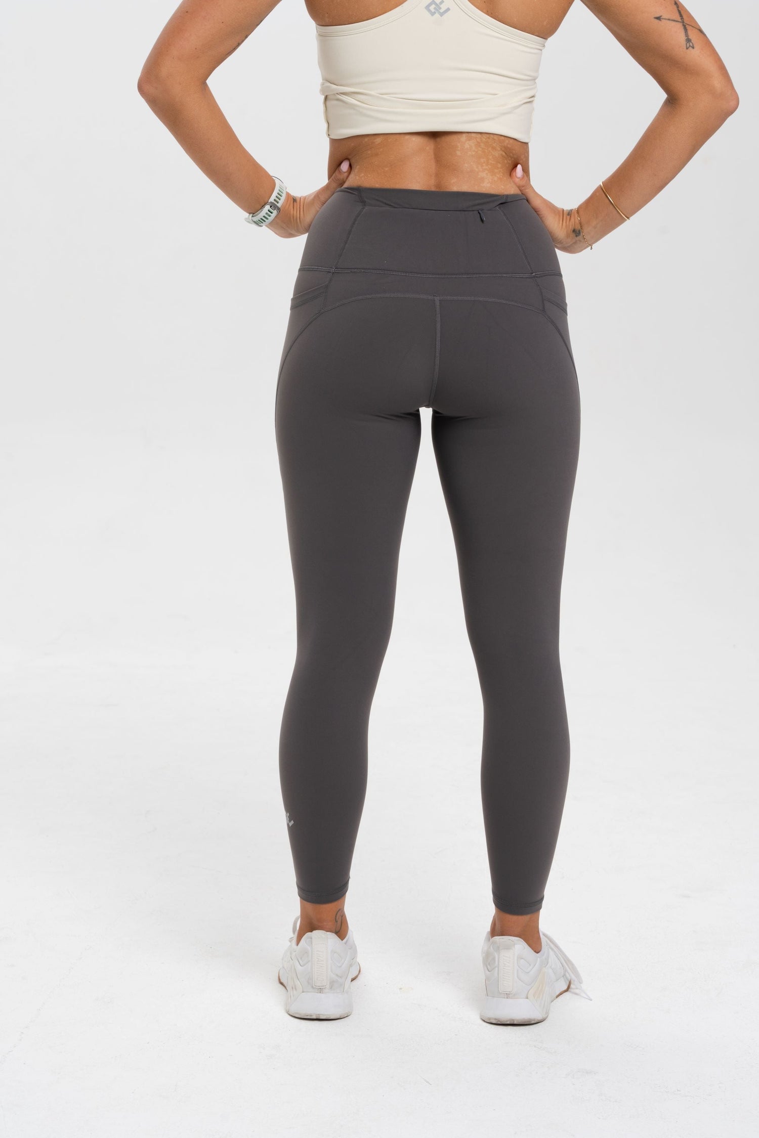 Luxe Line Leggings - Charcoal